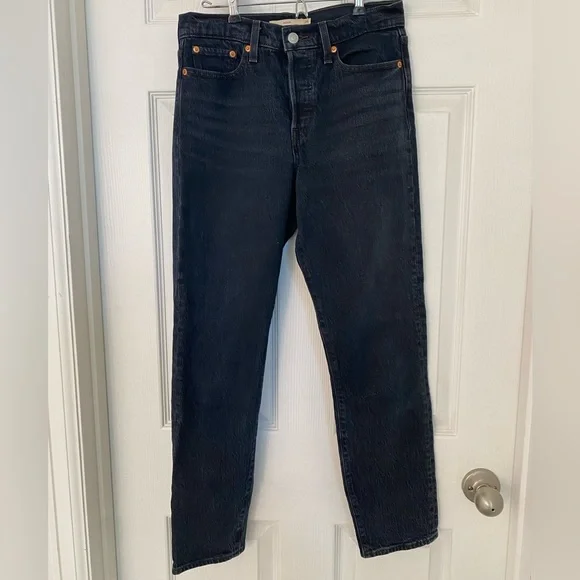 Levi’s Wedgie Black Straight Leg Jean - Picture 1 of 6